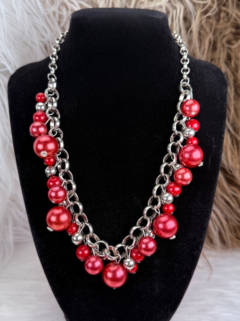 Red Faux Pearl Charm Chain Statement Necklace Silver Tone Adjustable